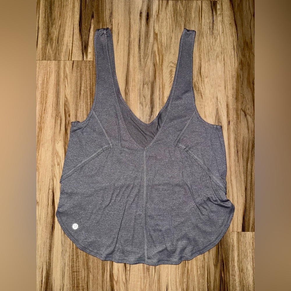 Never Worn ๐ณ๐๐๐๐๐๐๐๐ ๐๐๐๐ ๐กโ๐ ๐ป๐๐๐ก Tank Top - Picture 9 of 11